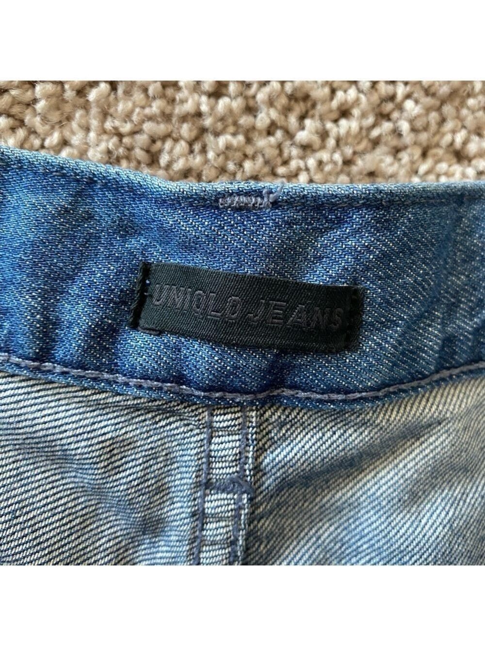 Uniqlo Drapey Wide Flare Jeans Sz 30 inch - Picture 7 of 13